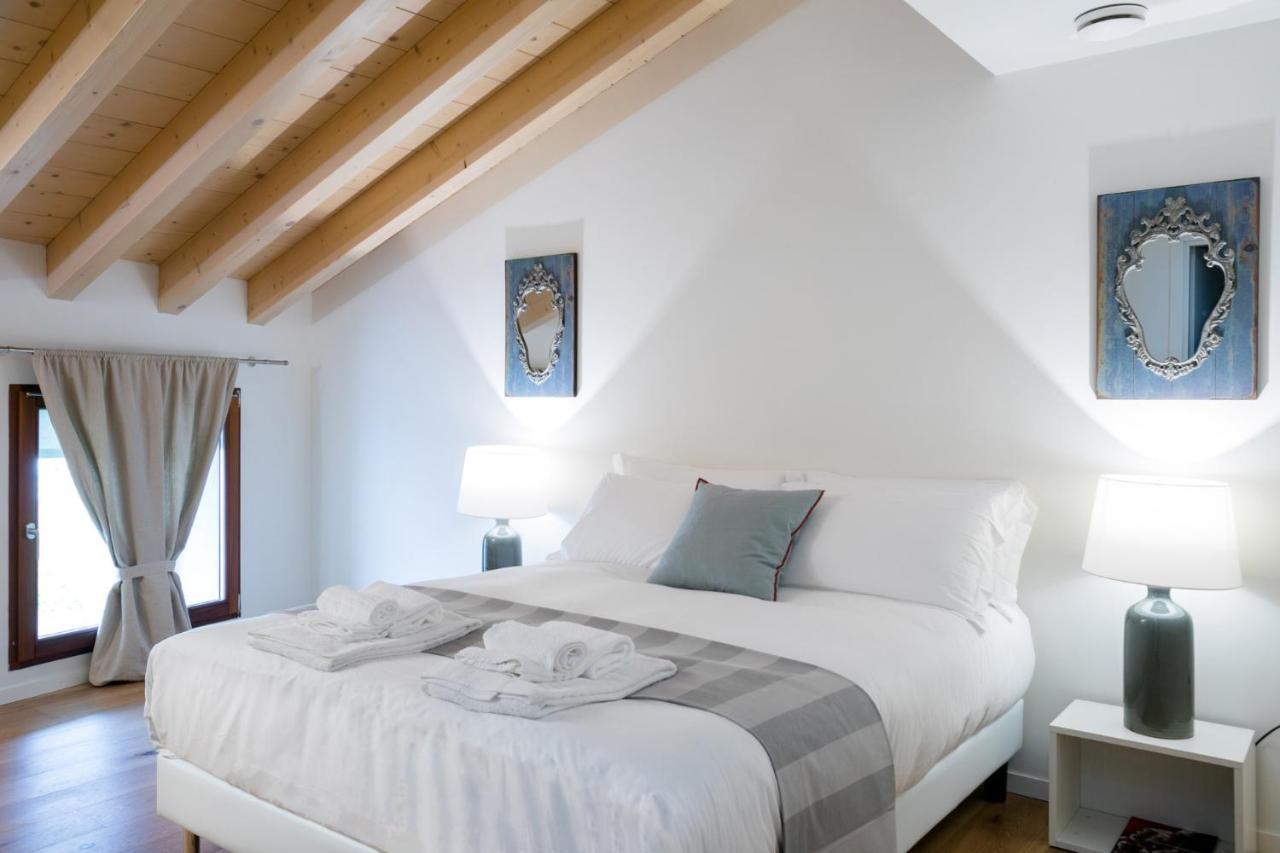 La Ripa Boutique Hotel Albino Bagian luar foto