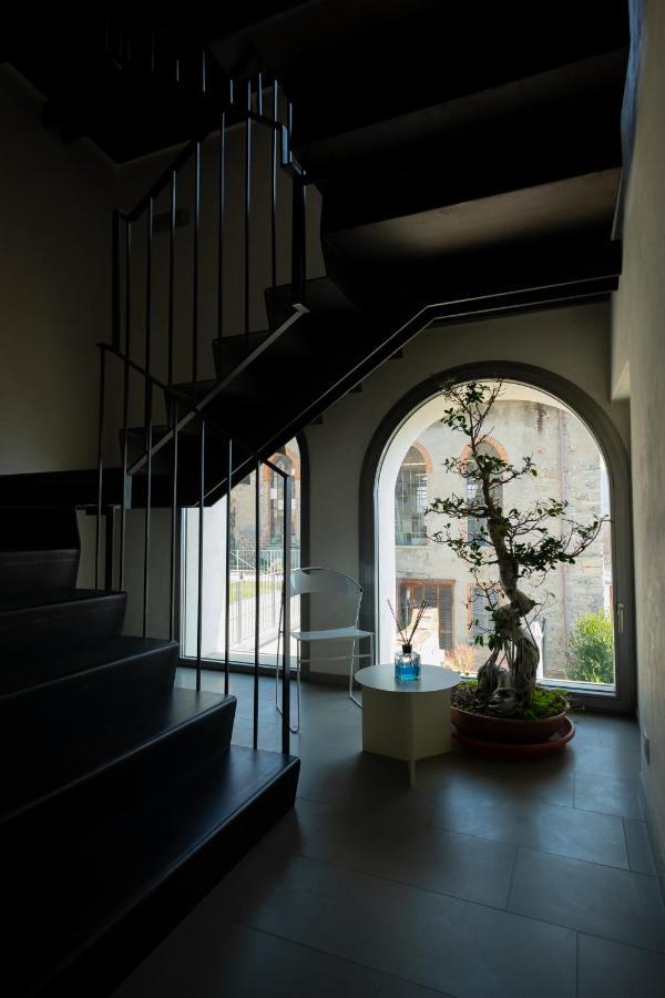 La Ripa Boutique Hotel Albino Bagian luar foto
